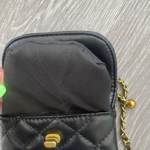 Black wallet on a chain - Picture 7 of 12